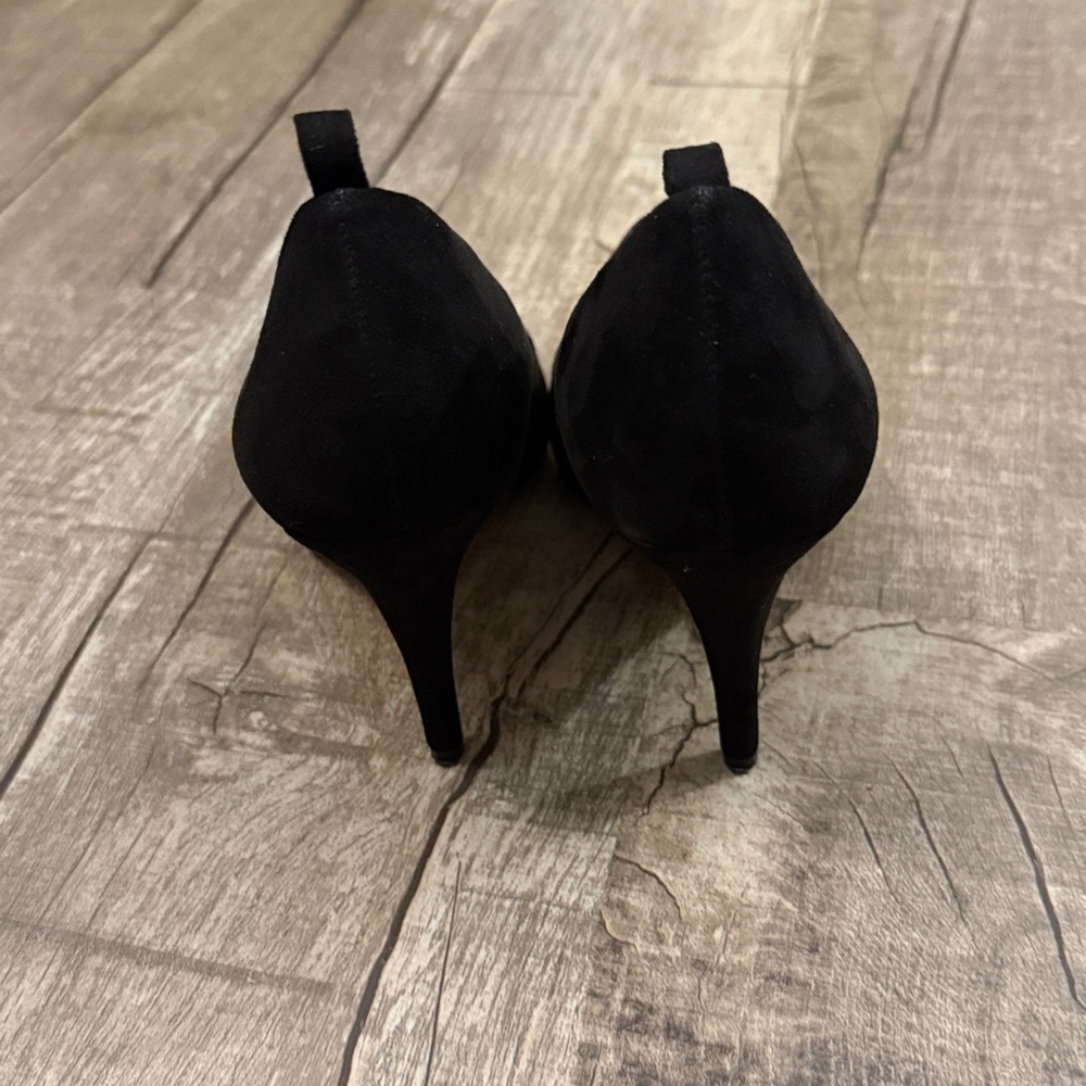 Jennifer Lopez Classic Black Heels Suede spike size 6 - Picture 4 of 8